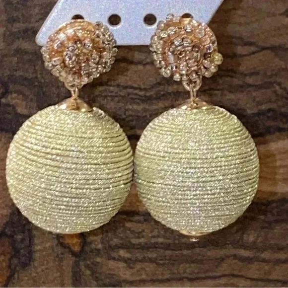Jewelry - Vintage Beaded Pierced Earrings Goldtone